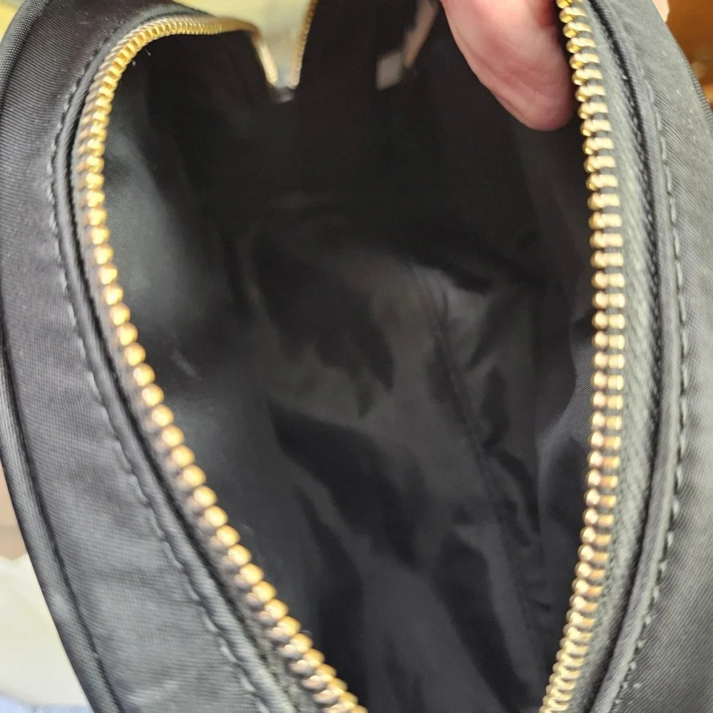 Kate Spade‎ New York Black Nylon Dome Cosmetic Pouch Makeup Bag Gold Logo